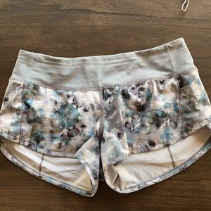 Lululemon Speed Up Low Rise 2.5 size 4